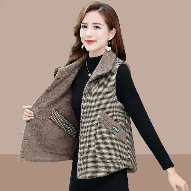 Fashion Mother Autumn Winter Thick Vest Short Style Two Sided Wear Particle Velvet Warm Tank Jacket Female Sleeveless Waistcoat Kent Store